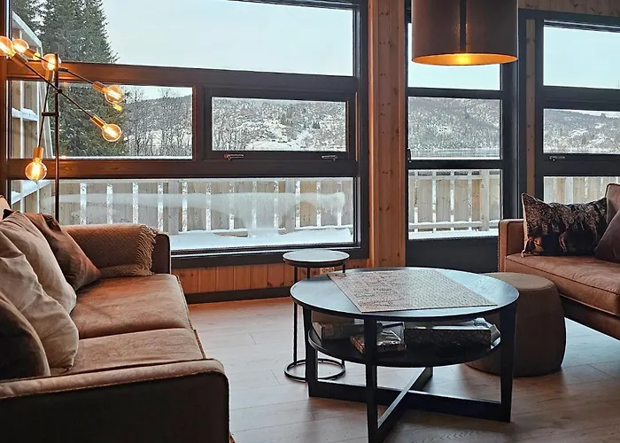 3 Bedroom Awesome In Рьюкан